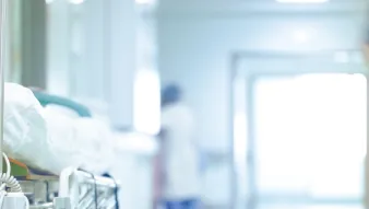 Prendre soin des établissements de santé avec les principes du Lean